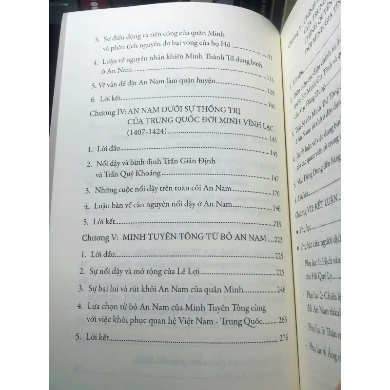 SÁCH CHINH CHIẾN HAY TỪ BỎ NGHIÊN CỨU QUAN HỆ VIỆT NAM - TRUNG QUỐC ĐỜI MINH 1031559