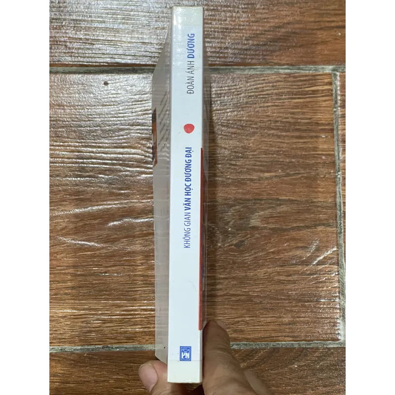 KHÔNG GIAN VĂN HỌC ĐƯƠNG ĐẠI - ĐOÀN ÁNH DƯƠNG (7) 595772