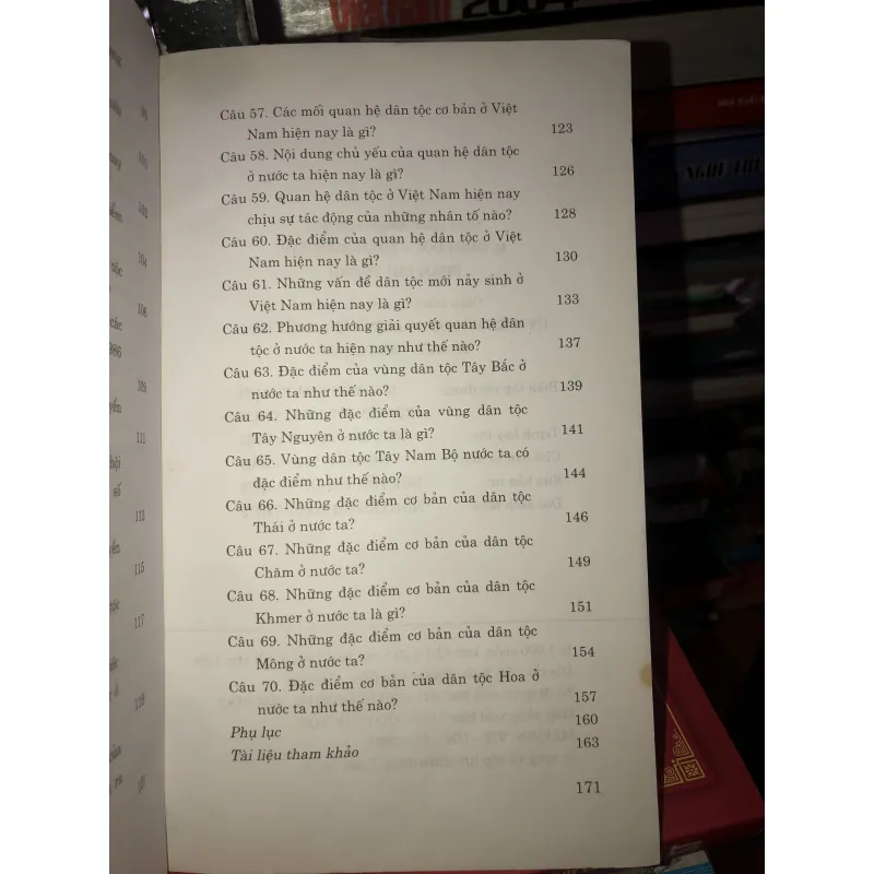 Hỏi - đáp về dân tộc và một số vấn đề về dân tộc học ở Việt Nam hiện nay  758302