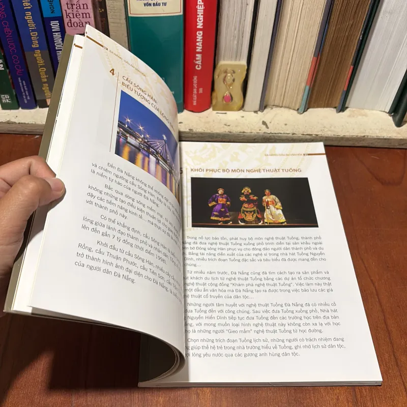 [Sách Khổ Lớn, In Màu] - II Tựa Sách: Đà Nẵng _ Dấu Ấn Văn Hoá - 2016 798047