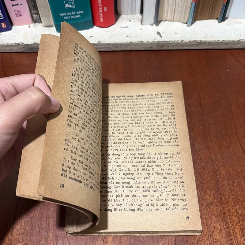 [Sách Xưa] - II Phế Liệu, Tái Chế: Phế Liệu Xử Lý Thế Nào? - G.P. UMAROV - 1997 750136