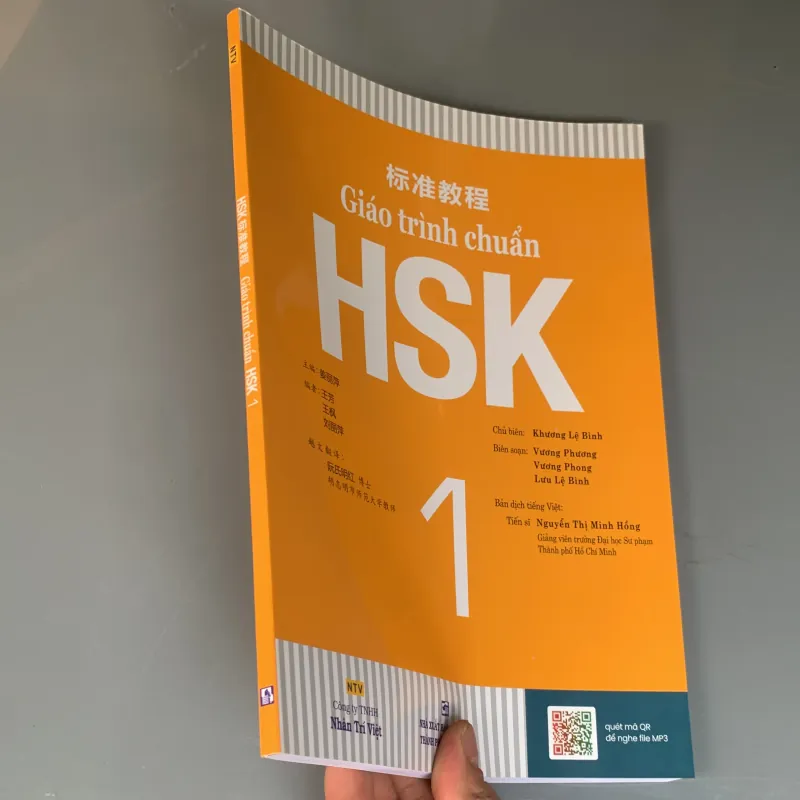 Giáo trình chuẩn hsk 1.  1003388