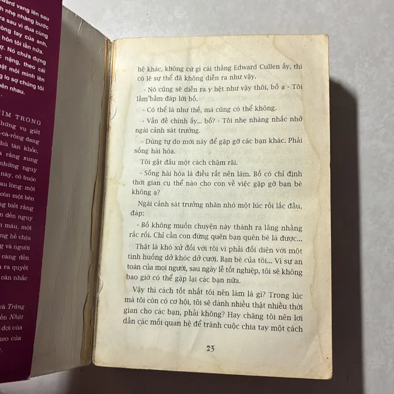 Nhật thực - Stephenie Meyer 757227