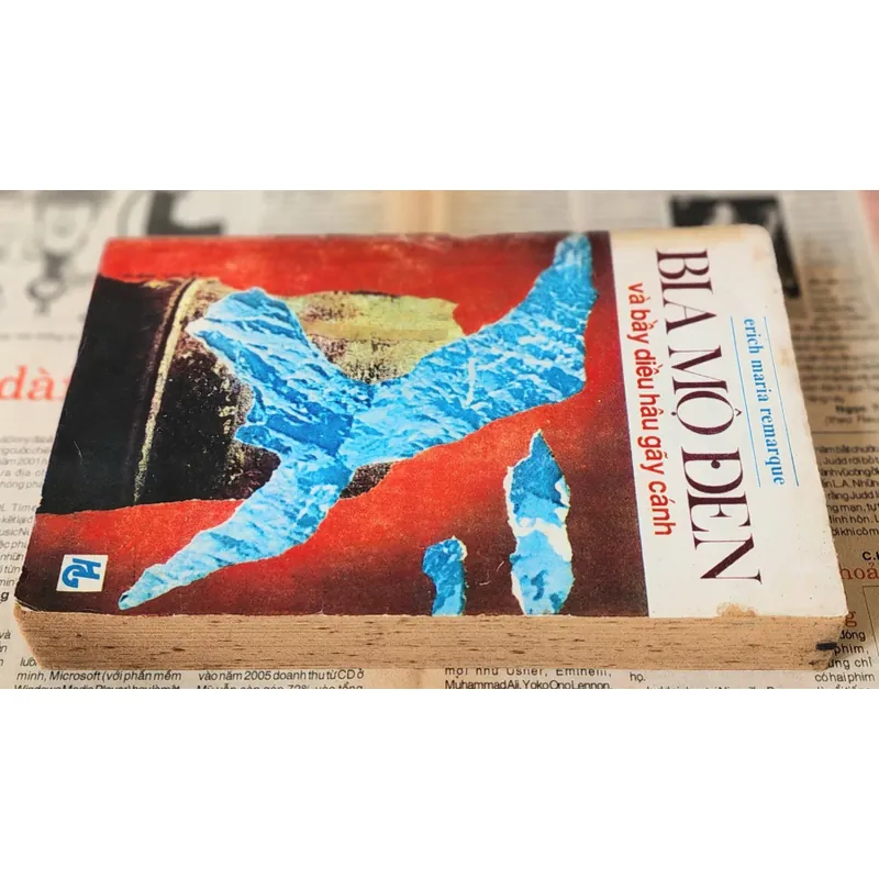 BIA MỘ ĐEN & BẦY DIỀU HÂU GÃY CÁNH - Erich Maria Remarque 727199