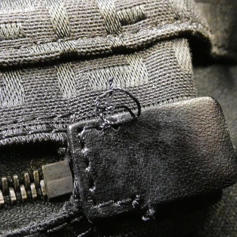 Túi Fendi 8BH021 NY1 618007