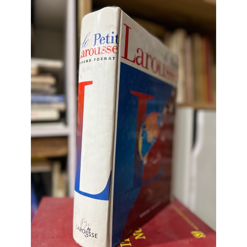 Le Petit Larousse Illustre 1999 392799
