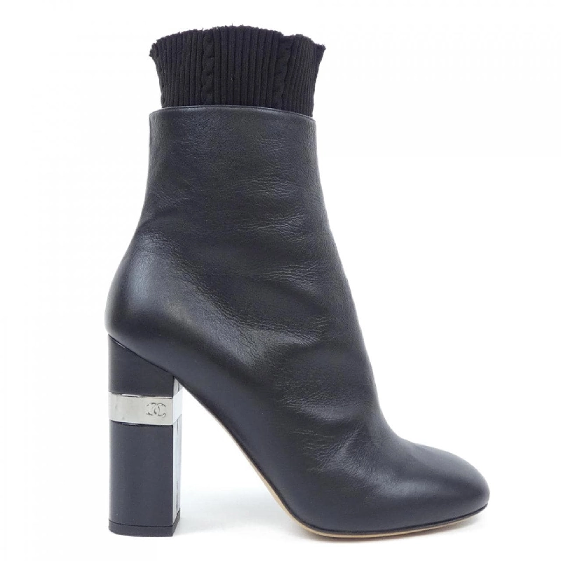 Giày bốt CHANEL 664419