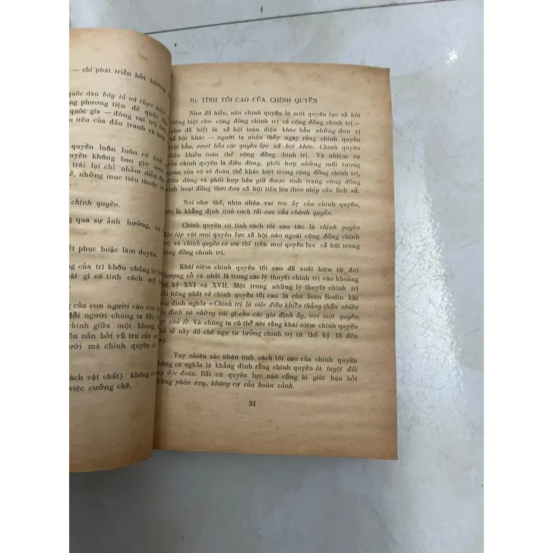 Luật hiến pháp và chính trị học - Nguyễn Văn Bông (1971) 927664