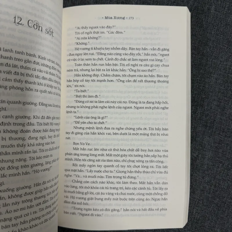 Mùa xương - Samantha Shannon 753720