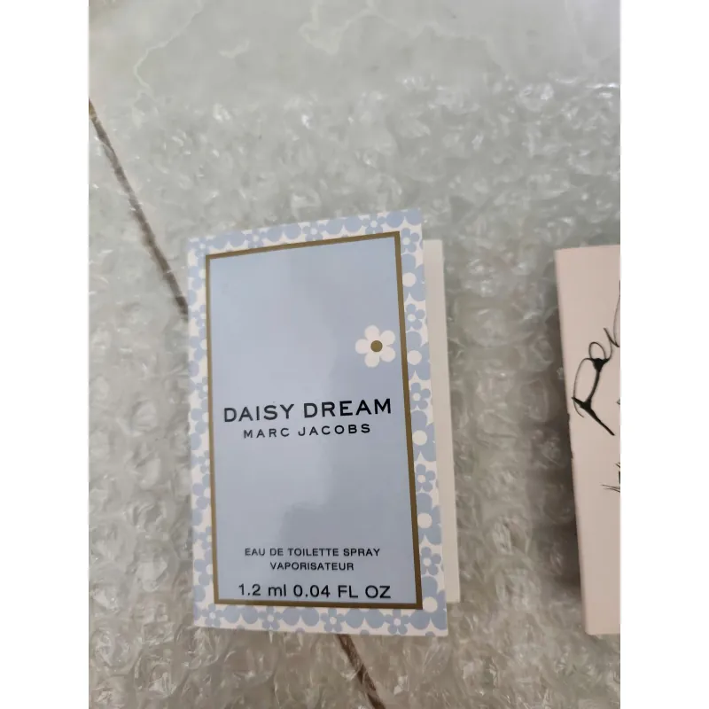 Vial nước hoa MARS JACOBS - Daisy Dream EDT 720044