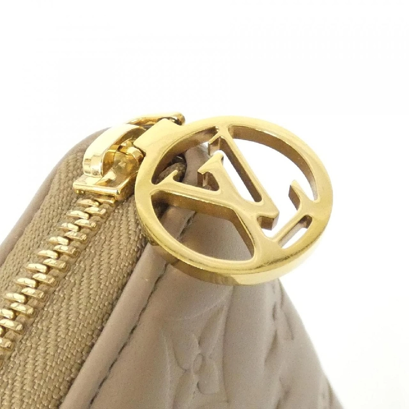 Ví Louis Vuitton Kusson Zippy M81511 - Hàng hiệu Chính hãng 770396