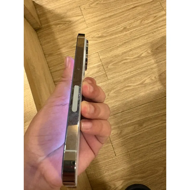 Thanh lý nhanh gọn số lượng 14 Pro/ Pro Max 760284