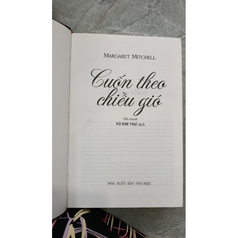 CUỐN THEO CHIỀU GIÓ - VŨ KIM THƯ 738844