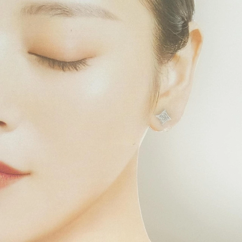 K18WG Bông tai kim cương 0.10CT - Hàng hiệu Chính hãng 865608