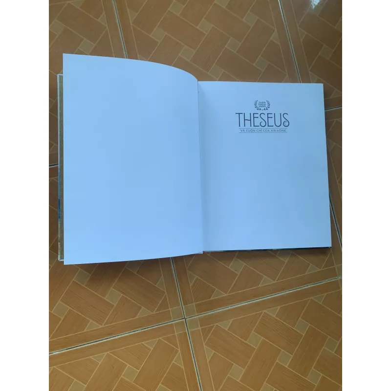 BỘ THẦN THOẠI VÀNG THESEUS - AENEID - ODYSSEY- ILIAD 1009926