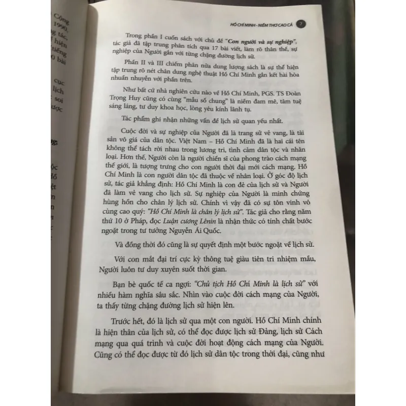 Hồ Chí Minh niềm thơ ca cao cả 977550