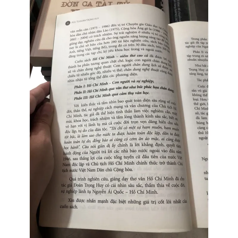 Hồ Chí Minh niềm thơ ca cao cả 977550