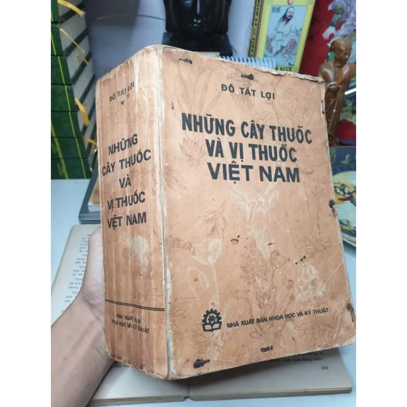 Sách những cây thuốc và vị thuốc việt nam 1046474