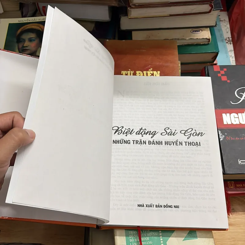 II Sách Lịch Sử: Biệt Động Sài Gòn _ Những Trận Đánh Huyền Thoại - 2014 704957