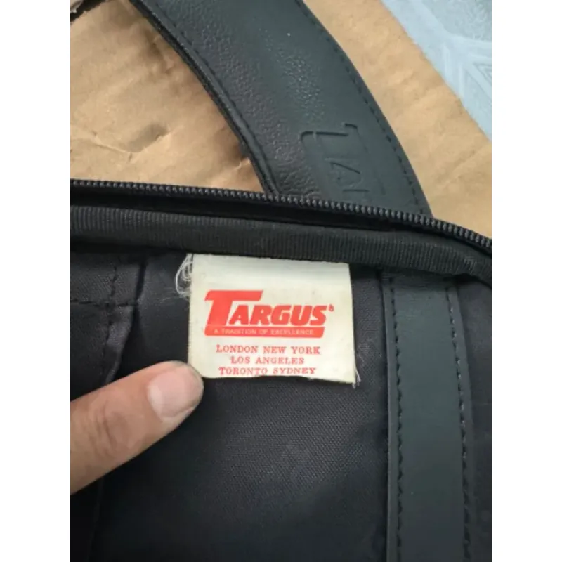 Cặp TARGUS đựng laptop. hồ sơ vv 972731