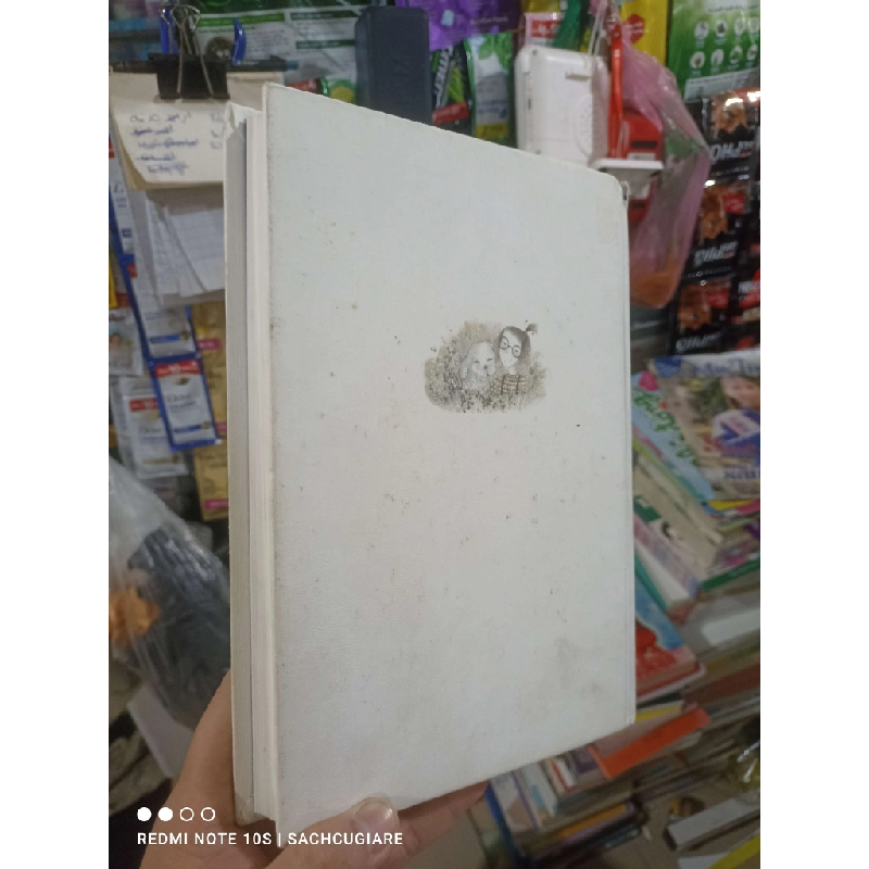 bìa trắng cô bé và bóng thoại Tiếng Hàn mới 80% mất áo bìa Sách học tiếng Hàn HCM2702 930321