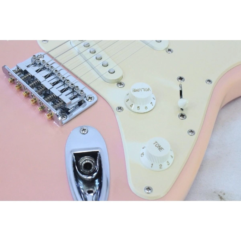 GUITAR MINI STRAT HELLO KITTY - Hàng hiệu Authentic 884690