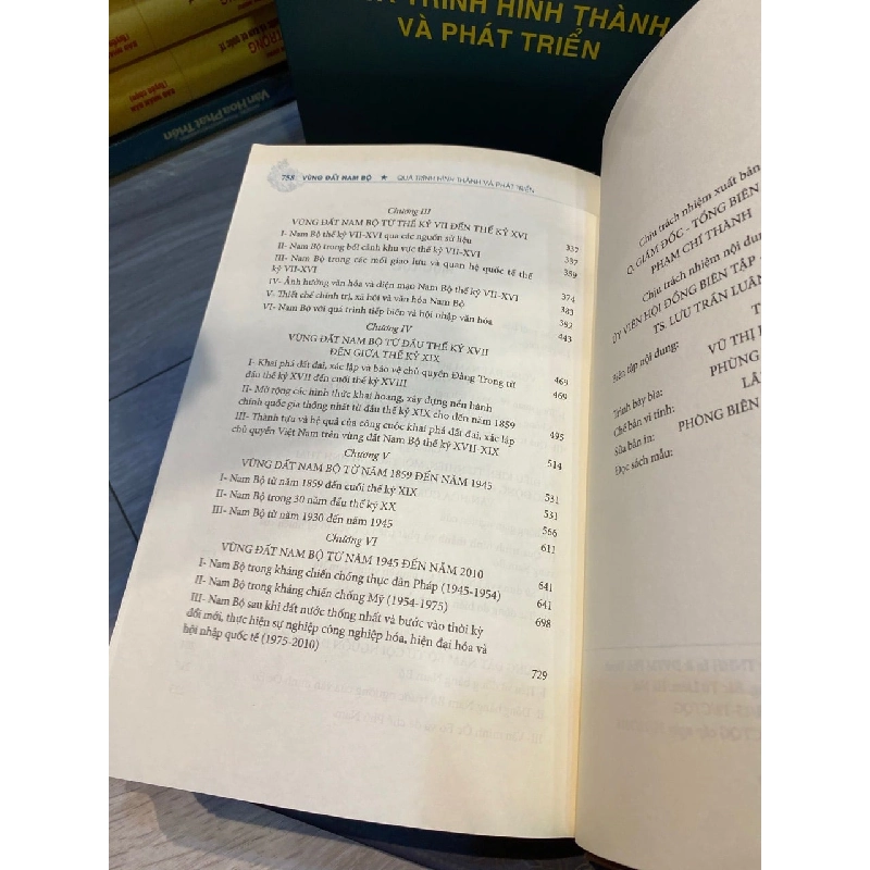 Vùng đất Nam Bộ: Quá trình hình thành và phát triển - Phan Huy Lê chủ biên 993042