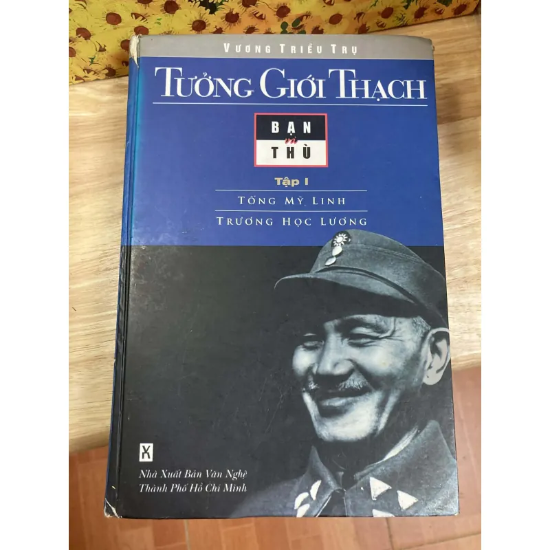 Tưởng Giới Thạch Bạn Và Thù - Vương Triều Trụ (Trọn Bộ 3 Cuốn) 1005064