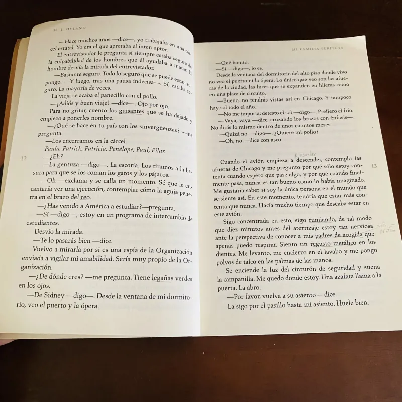 Mi familia perfecta M.J. HYLAND 775912