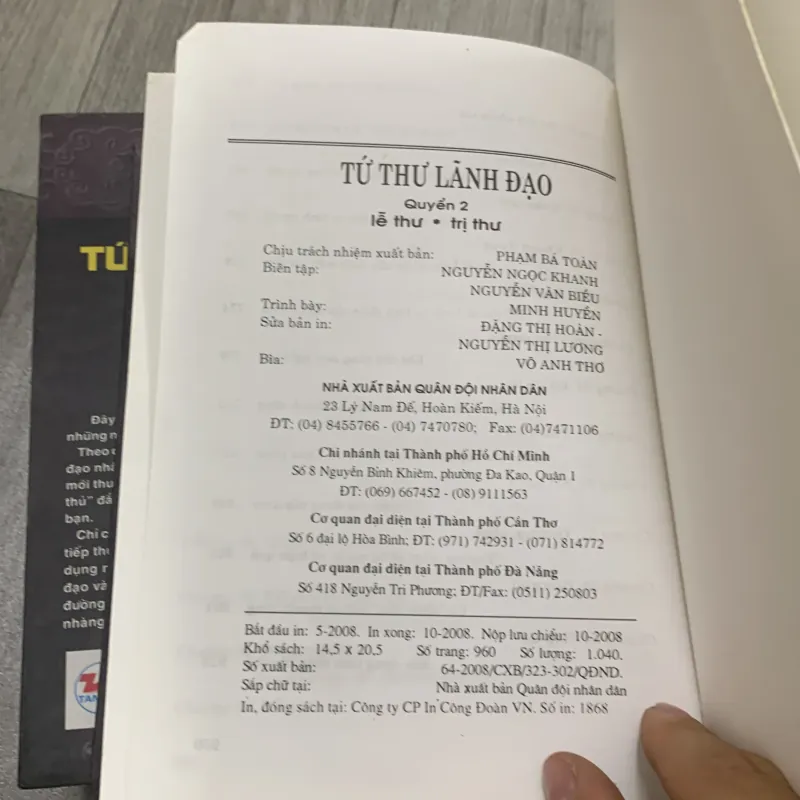 Tứ thư lãnh đạo - hoà nhân. Bộ 2 quyển. 5b4 1009510