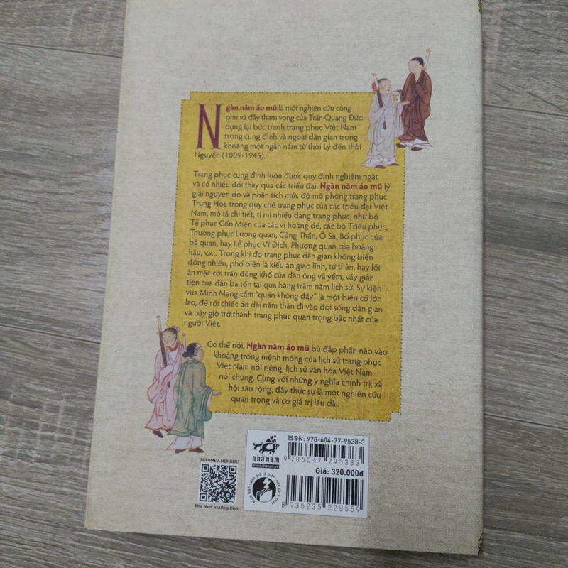 Ngàn Năm Áo Mũ - Lịch Sử Trang Phục Việt Nam 1009 - 1945 - Trần Quang Đức  530443