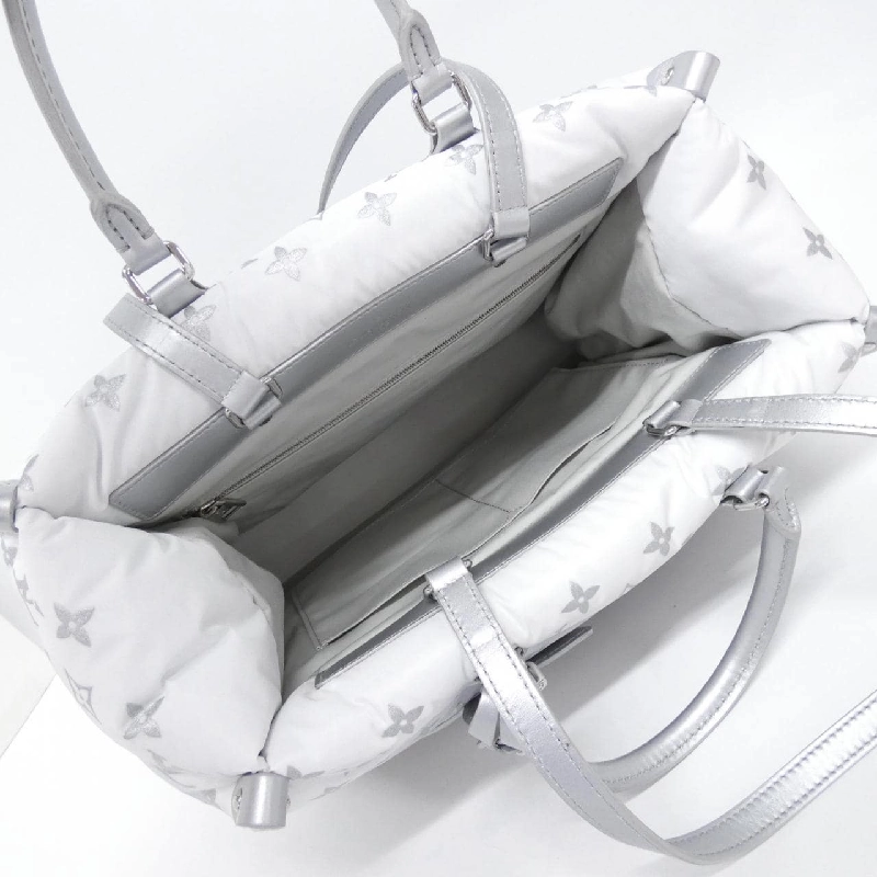 Túi Louis Vuitton Monogram Nylon (LV SKI) OnTheGo MM M11847 617042