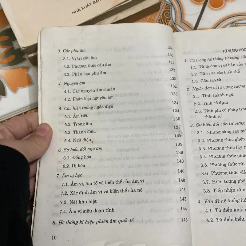 Cơ sở ngôn ngữ học 784577