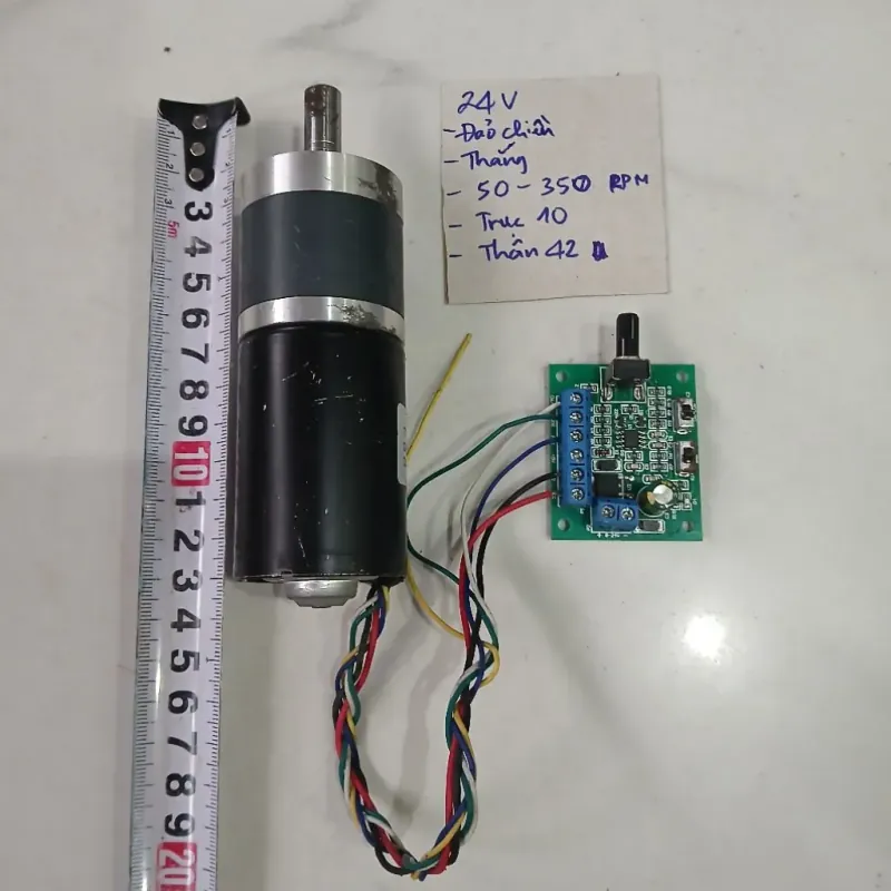 [BLDC giảm tốc 24V DC] động cơ BLDC giảm tốc kèm mạch 24V DC 674294