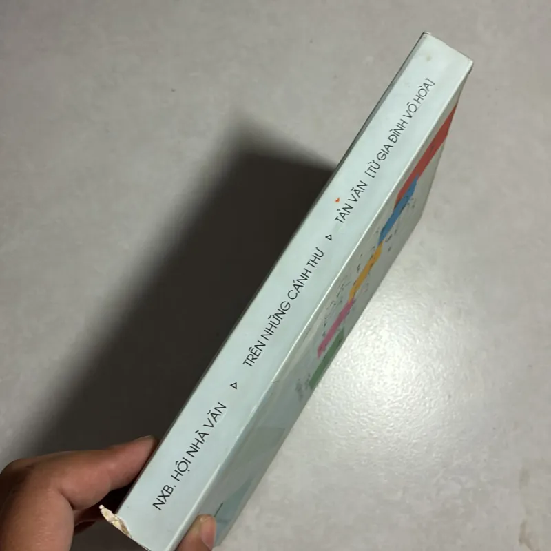 Trên những cánh thư 783231