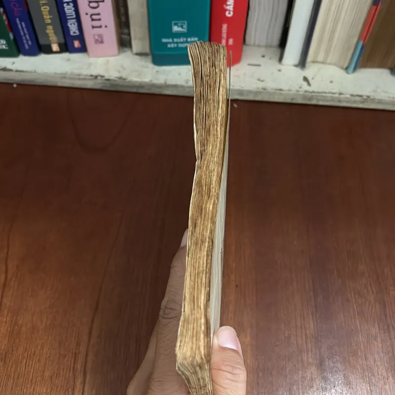 II Sách Phật Giáo: Thoát Vòng Tục Luỵ - Quảng Độ (Dịch Giả) - PL. 2521 • 1977 631392