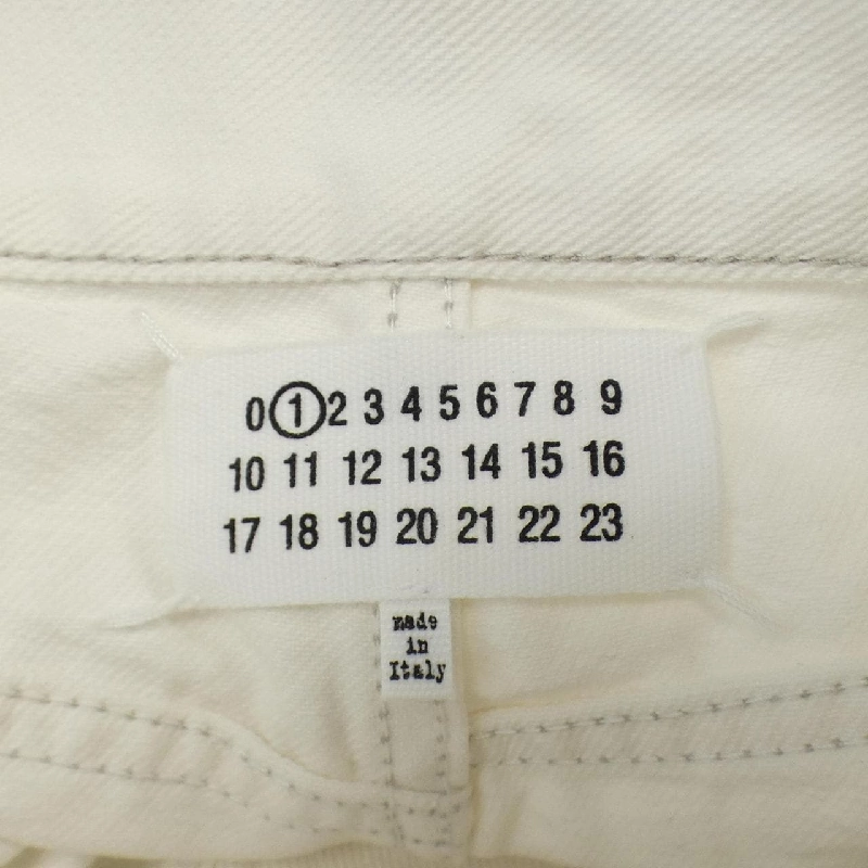 【Khuyến mãi】Quần jeans Maison Margiela 654972