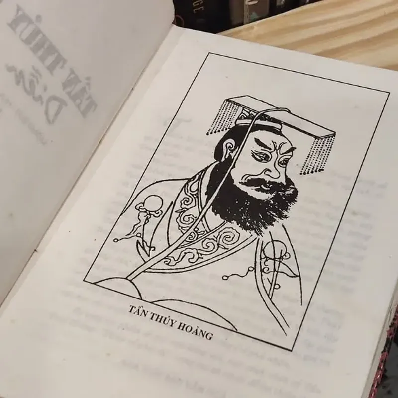 Tần Thủy Hoàng diễn nghĩa - Kim Thức (Bìa cứng, bản 2003) 1001027