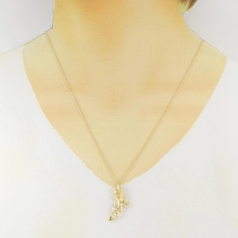 K18YG Feather Diamond Necklace 0.23CT - Hàng hiệu Authentic 848075