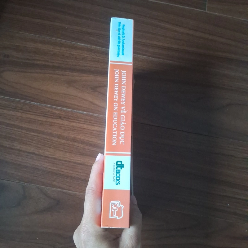 Jonh Dewey bàn về giáo dục 507941