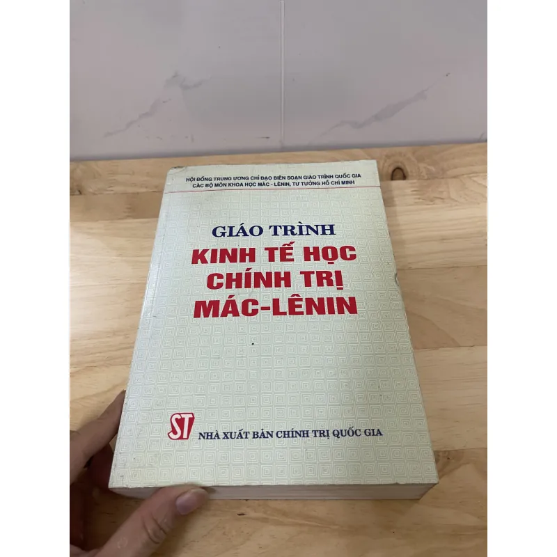 Giáo trình kinh tệ học chính trị Mác lê -nin 790700