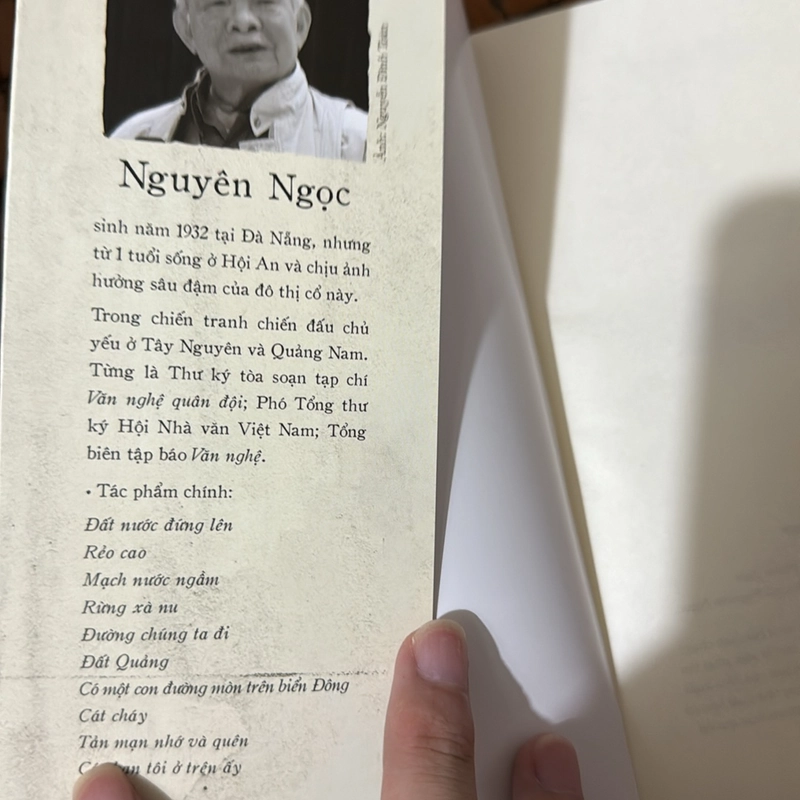 Dọc đường - Nguyên Ngọc  504530