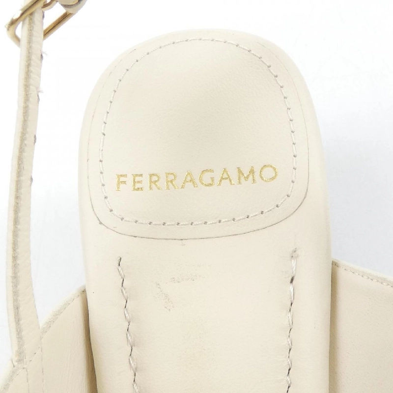 Giày sandal FERRAGAMO - Hàng hiệu Authentic 831248