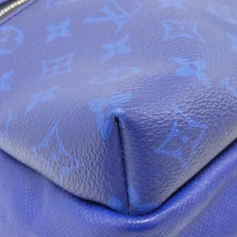 Ba lô Louis Vuitton Taiga Lama Discovery M30229 608943