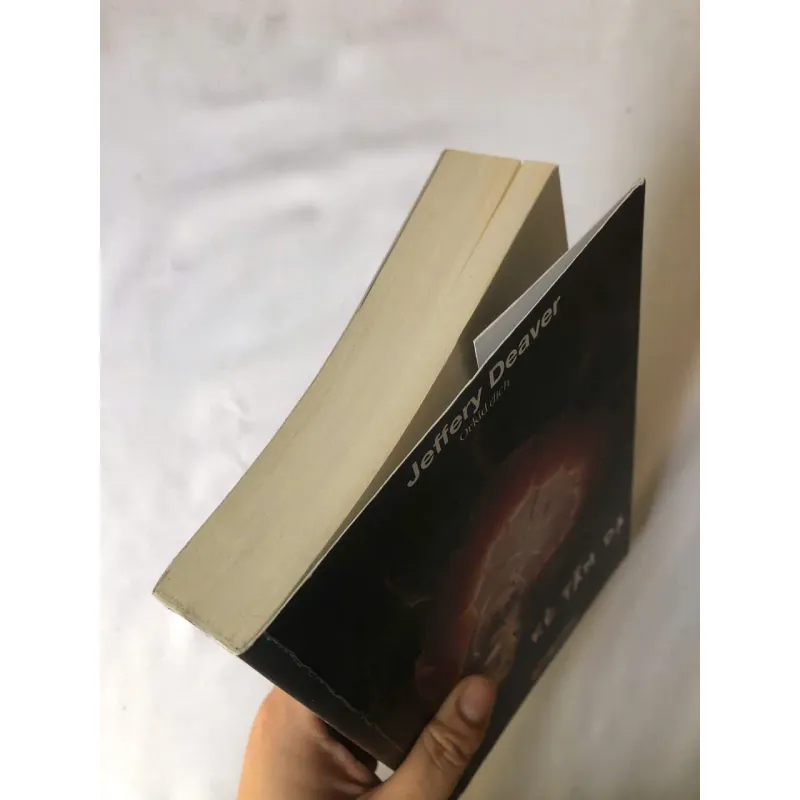 Kẻ Tầm Da - Jeffery Deaver 740839