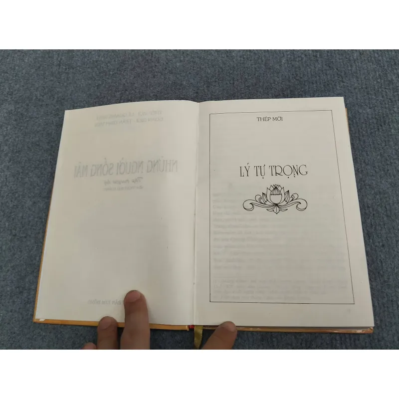 NHỮNG NGƯỜI SỐNG MÃI 990647