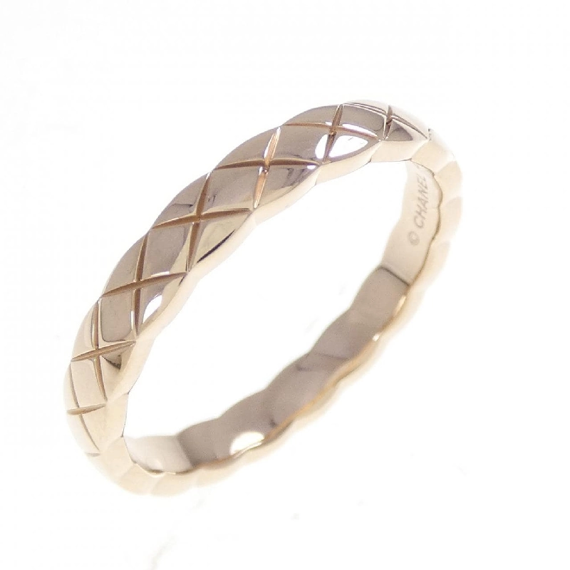 Nhẫn mini Coco Crush của Chanel 664976