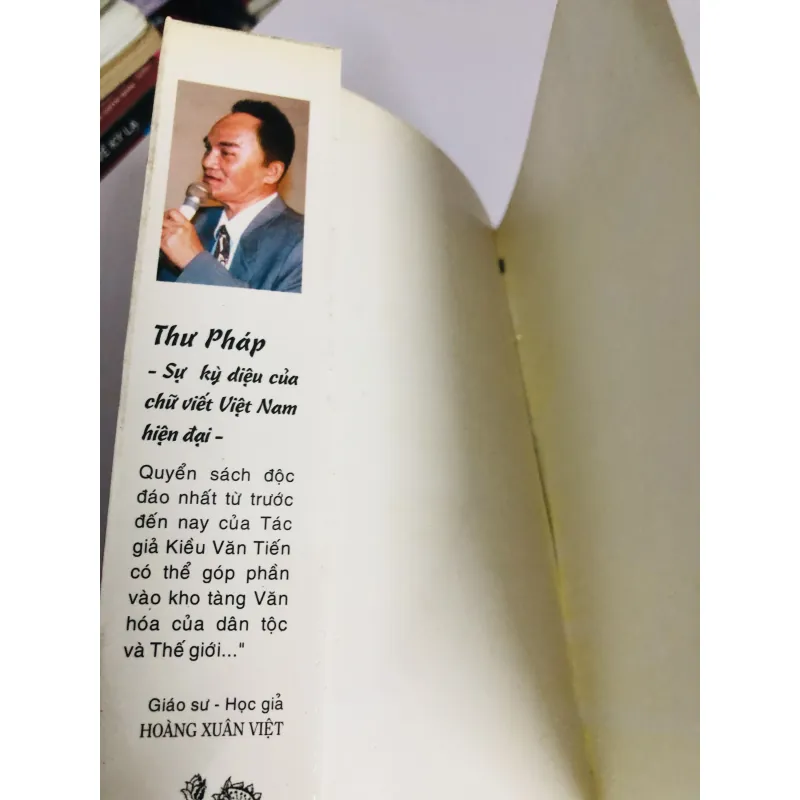 SỰ KỲ DIỆU CỦA CHỮ VIẾT VIỆT NAM HIỆN ĐẠI  758078