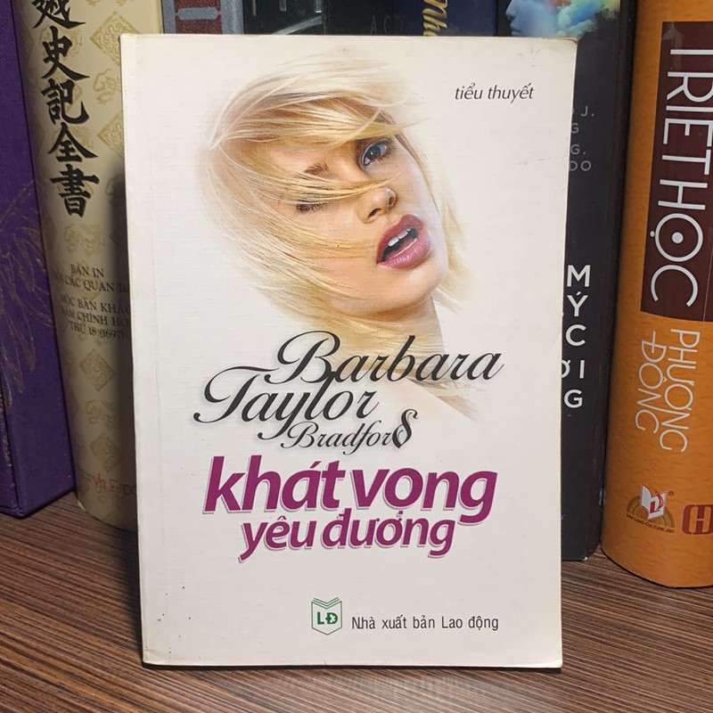 Khát vọng yêu đương- Barbara Taylor Bradford 178550