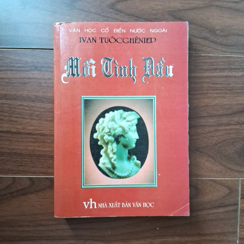 Mối tình đầu 506057